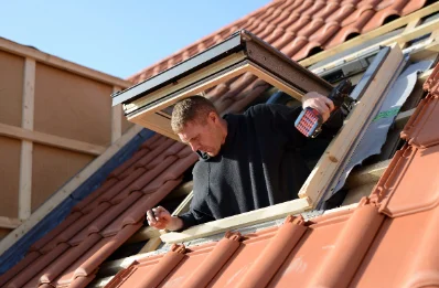 Pose de fenêtres de toit Velux à la Pyle